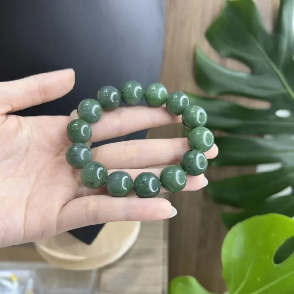 Chuỗi Đeo Tay Ngọc Bích Size 7mm đến 12mm