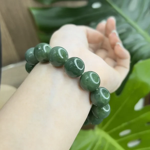 Chuỗi Đeo Tay Ngọc Bích Size 7mm đến 12mm