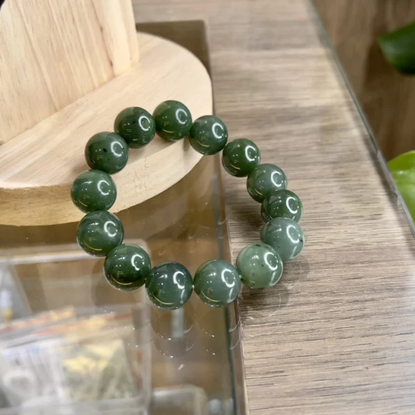 Chuỗi Đeo Tay Ngọc Bích Size 7mm đến 12mm