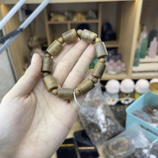 Chuỗi Trầm Khánh Hòa Hạt Trúc