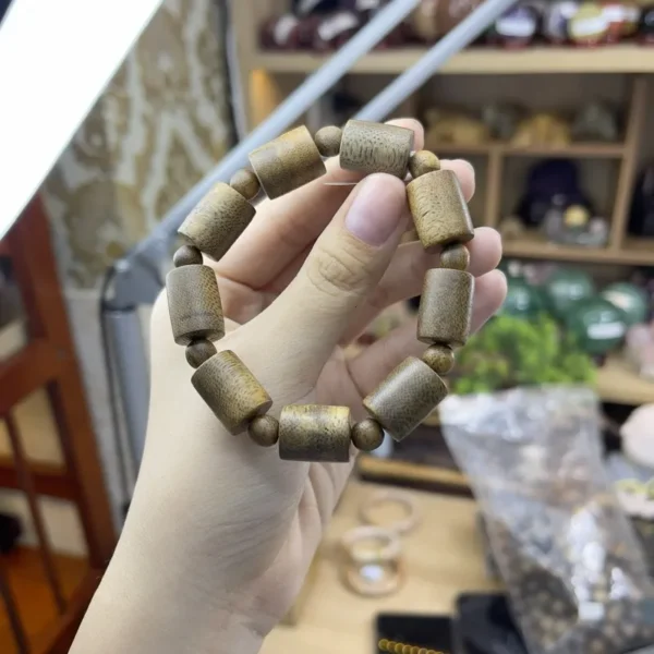 Chuỗi Trầm Khánh Hòa Hạt Trúc