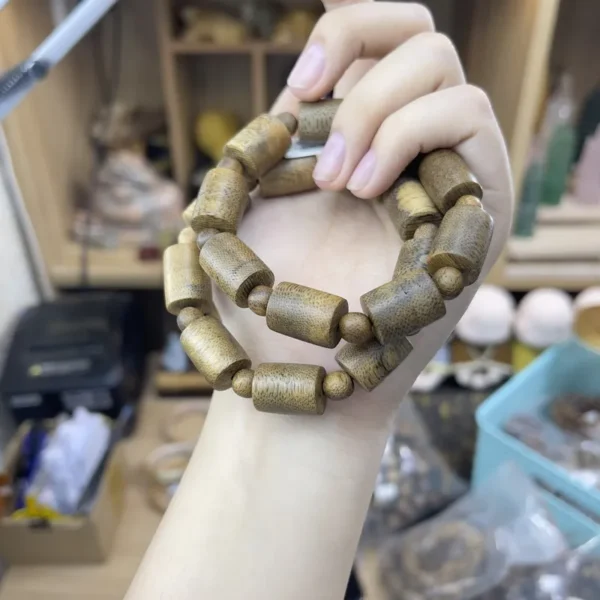 Chuỗi Trầm Khánh Hòa Hạt Trúc