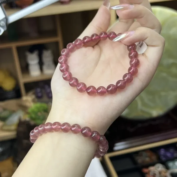 Chuỗi Thạch Anh Dâu Tây Đỏ – 8li