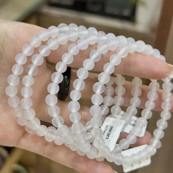 Chuỗi mã não trắng đeo tay Size hạt 6mm, 8mm và 10mm Chuỗi mã não trắng đeo tay Size hạt 6mm, 8mm và 10mm