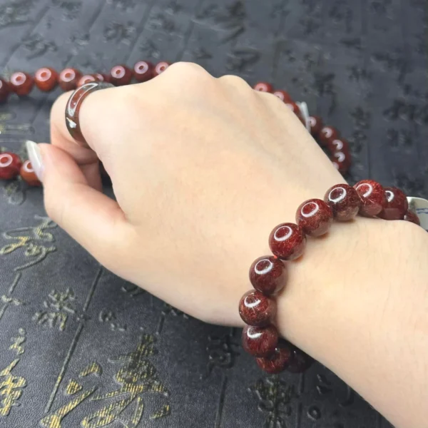 Chuỗi Thạch Anh Tóc Đỏ đa dạng size hạt Chuỗi Thạch Anh Tóc Đỏ đa dạng size hạt