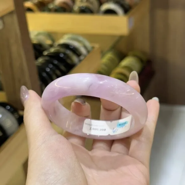 Vòng tay đá Kunzite