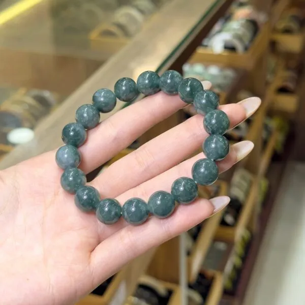 Chuỗi Cẩm thạch Ngọc lam 12mm dành cho nam và nữ đeo