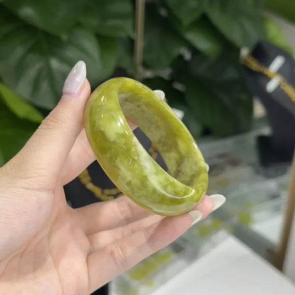 Vòng tay đá Serpentin Vòng tay đá Serpentin