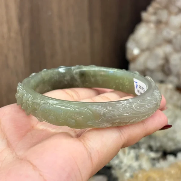 Vòng Ngọc Hòa Điền chạm