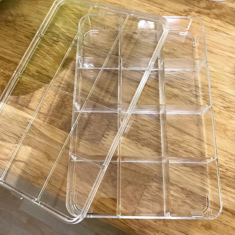 Khay Mica 12 ô đựng phụ kiện, đựng hạt xỏ size 22,5x14,5x3cm Khay Mica 12 ô đựng phụ kiện, đựng hạt xỏ size 22,5×14,5x3cm