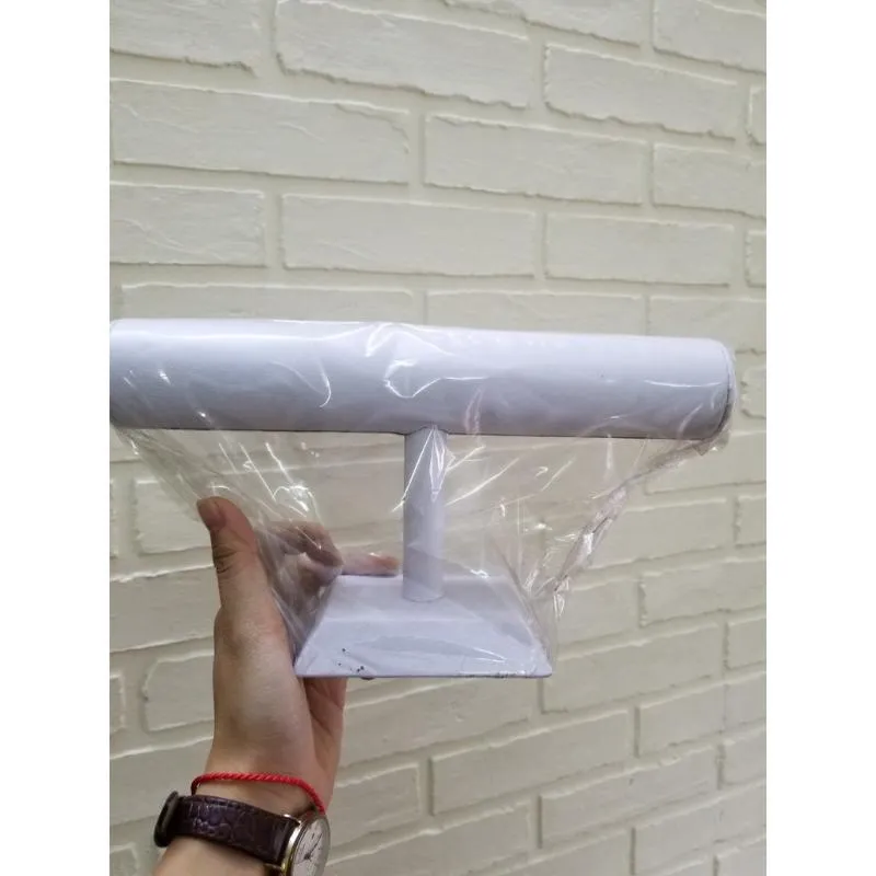 Trụ treo trang chữ T da 1 tầng trưng bày vòng tay trưng bày trang sức cao 14,5cm ngang 24,5cm Trụ treo trang chữ T da 1 tầng trưng bày vòng tay trưng bày trang sức cao 14,5cm ngang 24,5cm