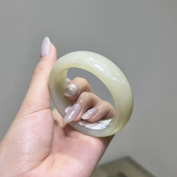 Vòng Ngọc Hòa Điền