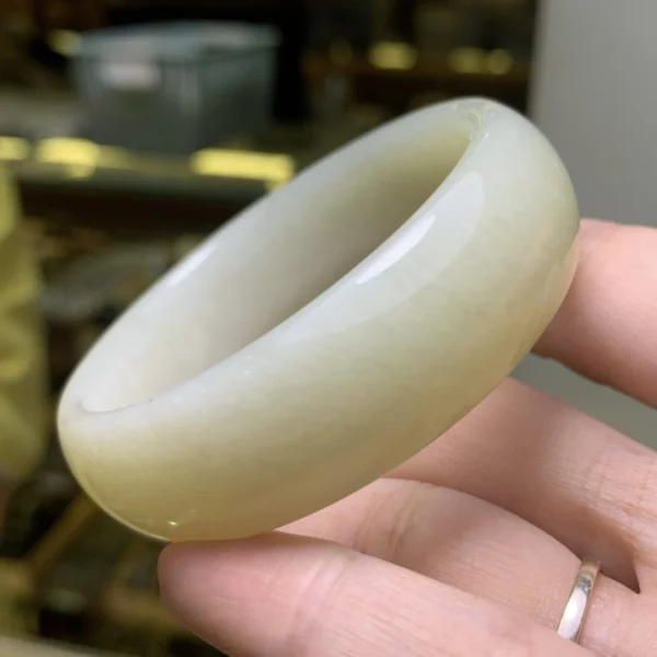 Vòng Ngọc Hòa Điền Vòng Ngọc Hòa Điền