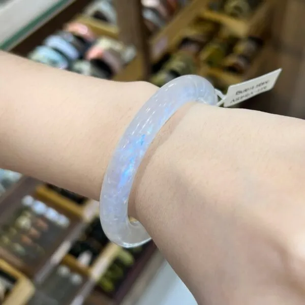 Vòng tay đá Mặt Trăng (Moonstone)