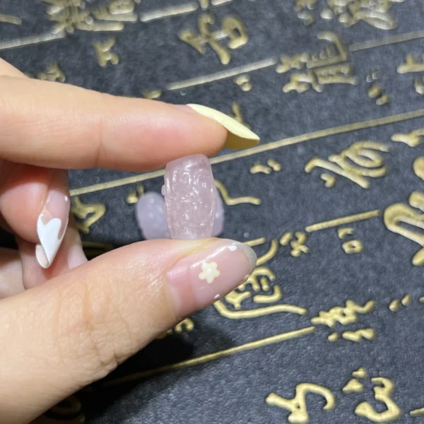 Lu thống Thạch Anh Hồng