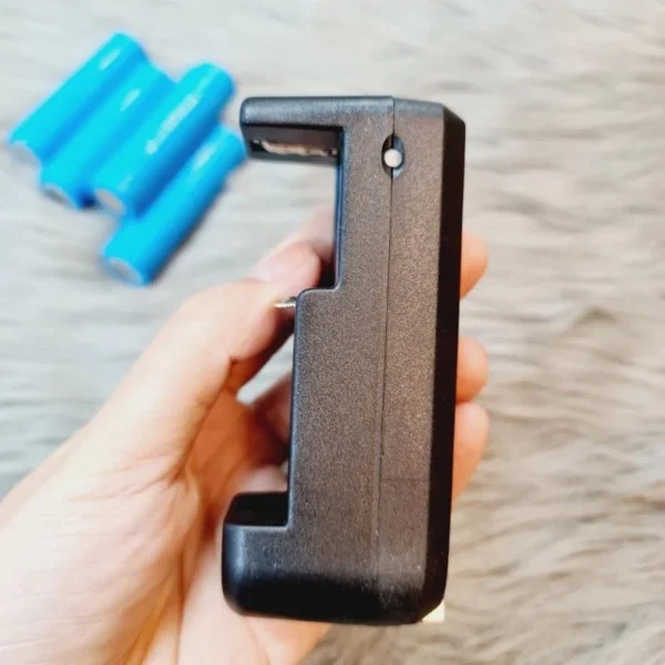 Đèn pin chuyên dụng dùng để soi đá, soi tiền giả 3 màu có tia UV cao cấp kèm sạc + PIN - Ảnh 5