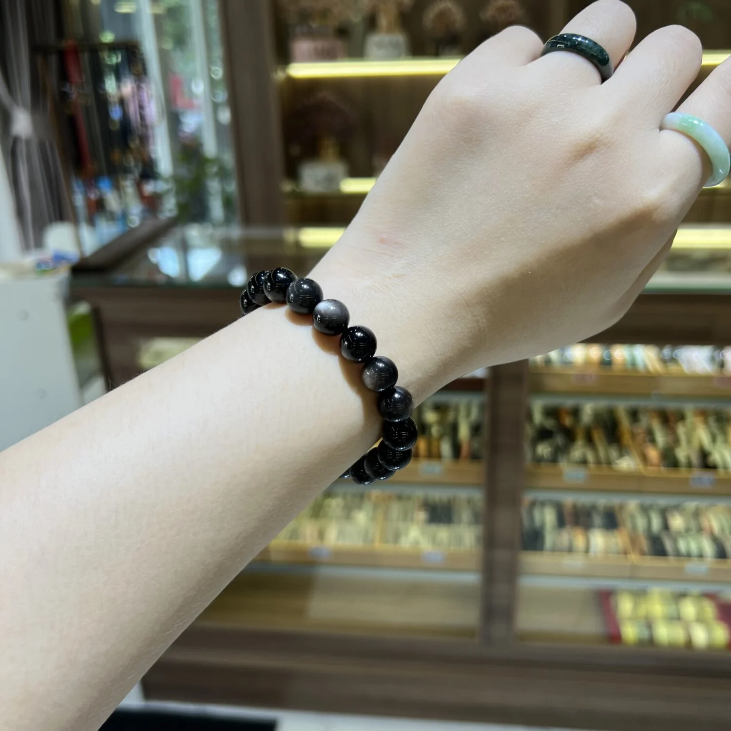 Chuỗi Obsidian nhũ trắng đa dạng size hạt Chuỗi Obsidian nhũ trắng đa dạng size hạt